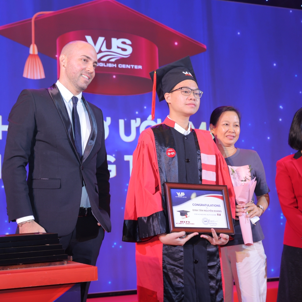 ĐINH TẤN NGUYÊN KHANG