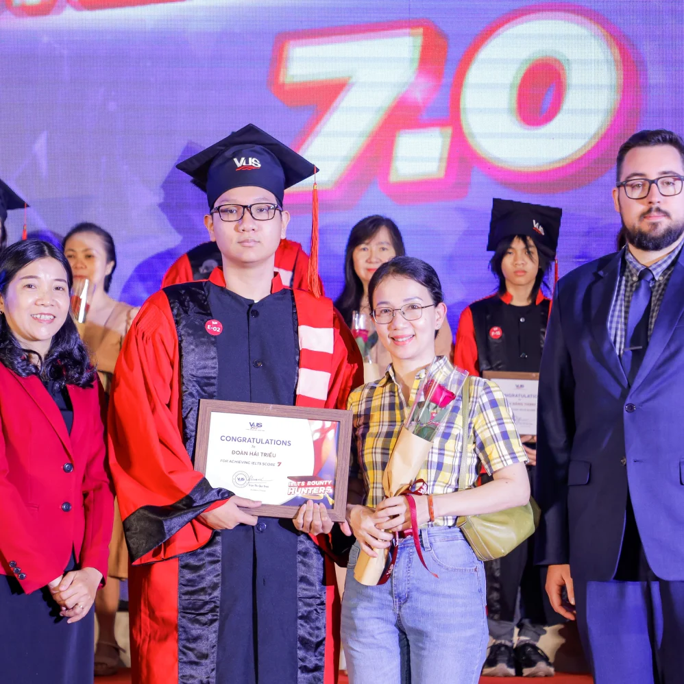 ĐOÀN HẢI TRIỀU