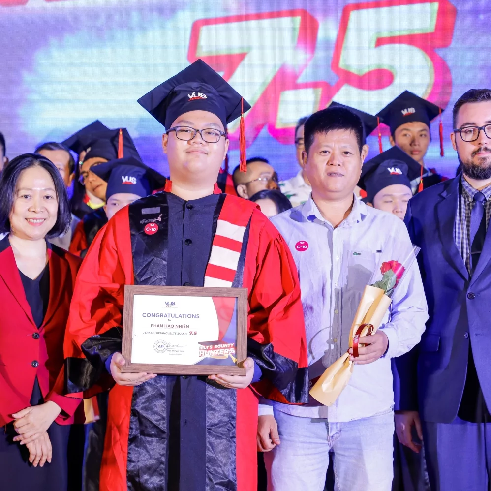 PHAN HẠO NHIÊN