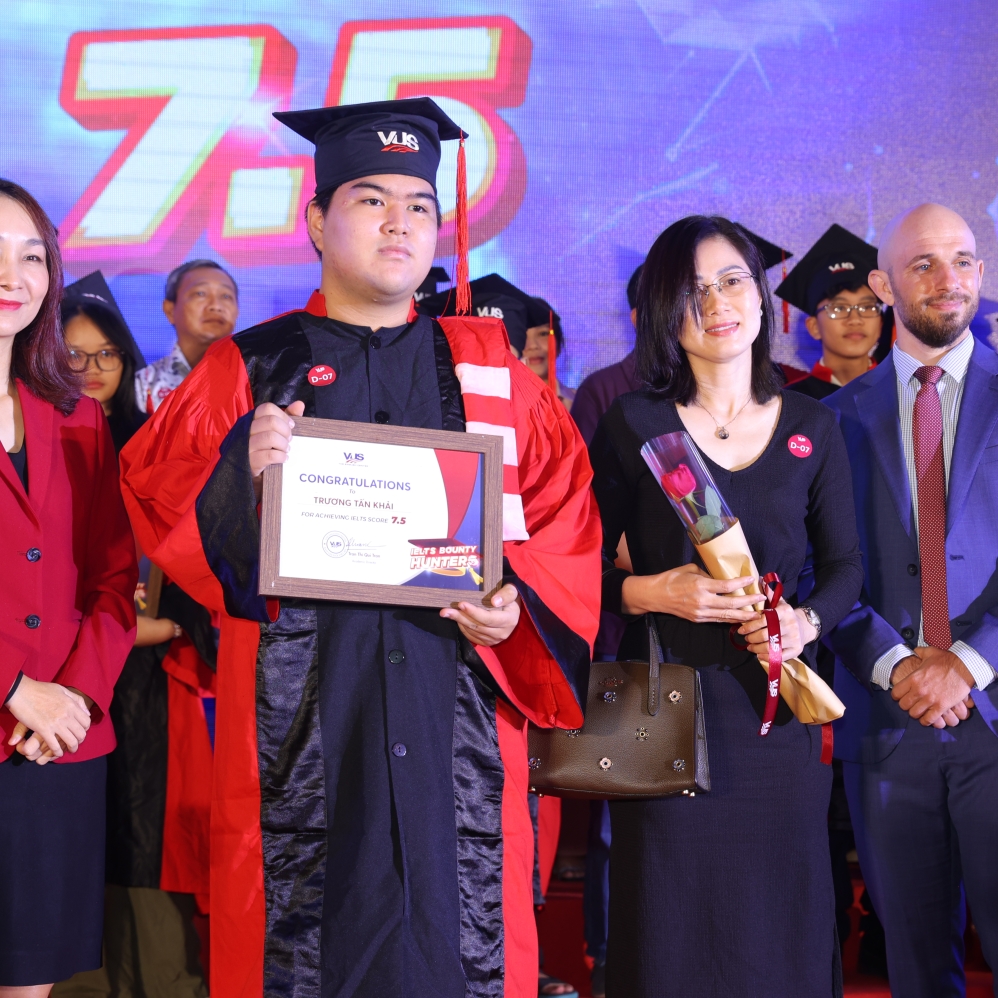 TRƯƠNG TẤN KHẢI